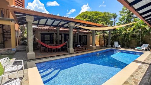 Playa Hermosa Villa | Villa Helena de Hermosa