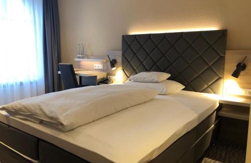 Hoexter Hotel | Villa Huxori