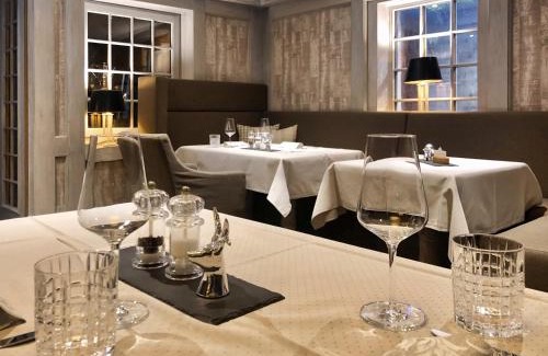 Hoexter Hotel | Villa Huxori