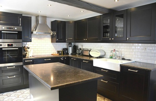 Grand Coo Casa | Villa en Stavelot con vistas al lago y jacuzzi.