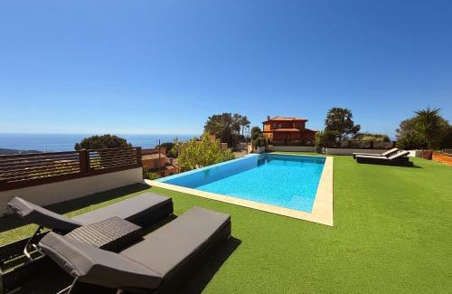 Lloret de Mar Villa | Villa Irene - Vistas al mar