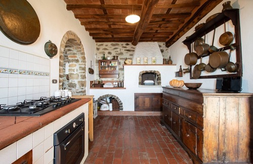 Capannori Villa | Villa Iris with Swimming Pool