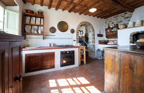 Capannori Villa | Villa Iris with Swimming Pool