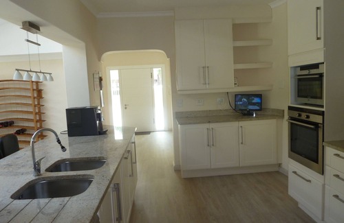 Lakeside Villa | Villa Karibu en Tokai