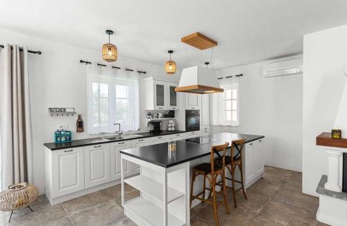 Kastelir Villa | Villa Kaštelir by aneo travel