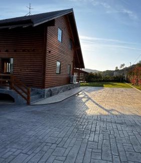 Tirana Chalet De Esquí | Villa Kei