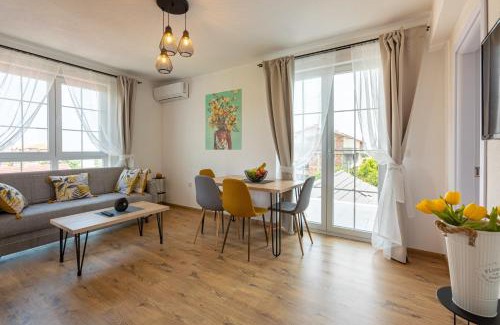 Sinemoretz Hotel | Villa Lеvandi