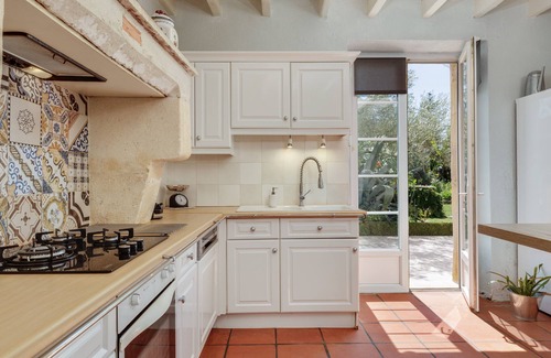 Saint-Pierre-de-Bat Villa | Villa 'La Maison Des Vignes' con piscina privada, terraza privada y Wi-Fi