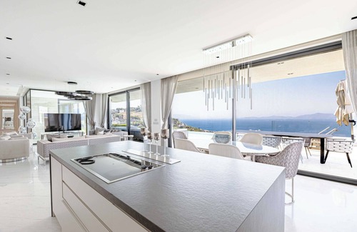 Turgutreis Villa | Villa Lamia Bodrum Breakfast ,Housekeeping,Concierge service.