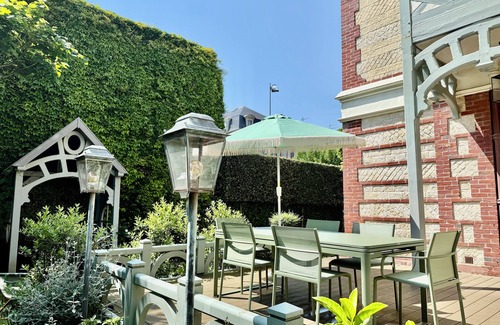Deauville City Centre Villa | Villa Les Camélias - Near Hôtel Normandy Deauville