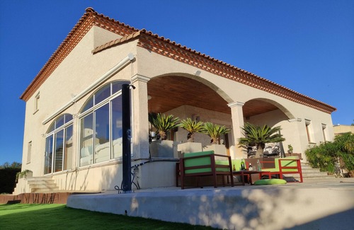 Loupian Villa | VILLA LES TROIS OLIVIERS