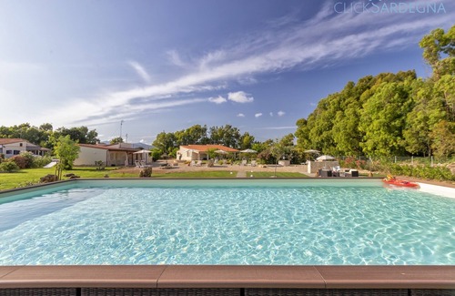 Alghero Cabaña | Villa Libeccio for 9 persons close to the beach with shared swimming pool