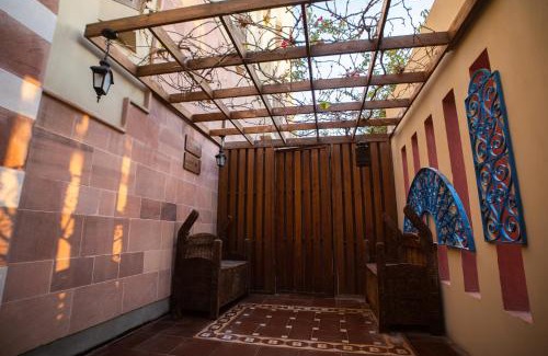 New Cairo Hotel | Villa Mango Hotel, near the American University in Cairo, AUC, New Cairo