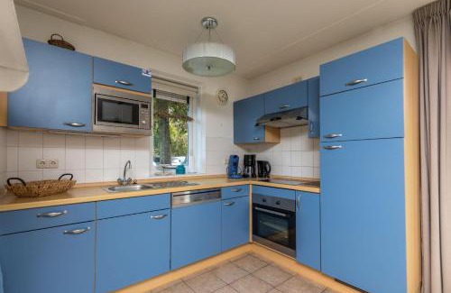 Kamperland Villa | Villa-Meerchen-Villa-mit-ueberdachter-Terrasse-800m-vom-Strand-entfernt