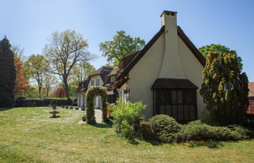 Ottignies Hotel | Villa Monceau Louvain la neuve