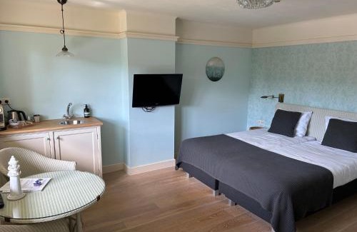 Den Oever Hotel | Villa Nieuwland B&B
