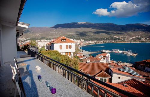 Varosh Villa | Villa Norvegia