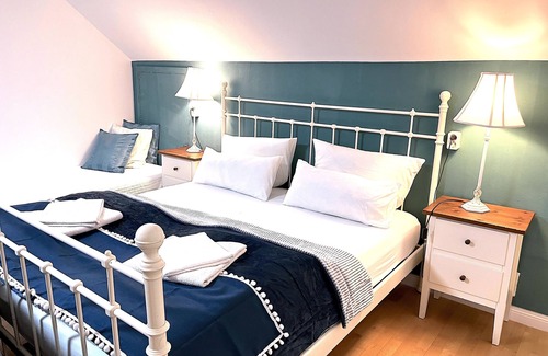 Kriftel Cama Y Desayuno | Villa Orchard Frankfurt