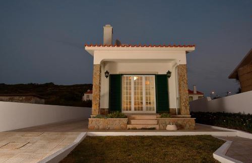 Magoito Casa | Villa over the Ocean in Magoito-Sintra