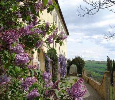Volterra Hotel | Villa Palagione Centro Interculturale
