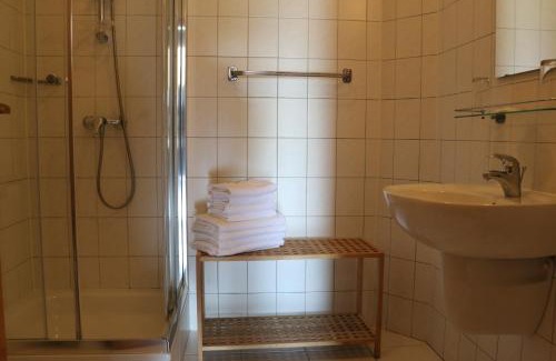 Vonyarcvashegy Hotel | Villa Plattensee