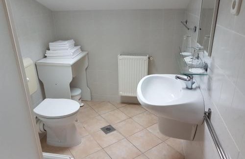 Vonyarcvashegy Hotel | Villa Plattensee