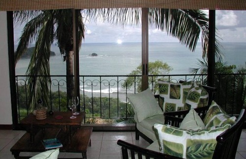 Dominicalito Villa | Villa Playa Vista @ Canto Del Mar Piscina Privada - Surf / Vista al Mar