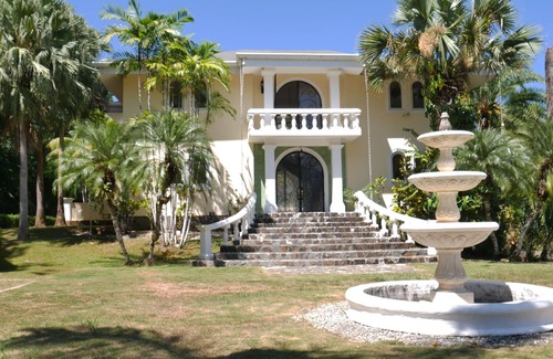 Las Delicias Villa | Villa Quebrada Estate