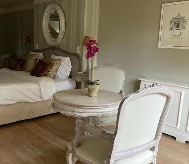 Opoeteren Hotel | Villa Reynaert