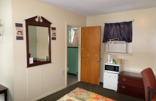 Painesville Hotel | Villa Rosa Motel