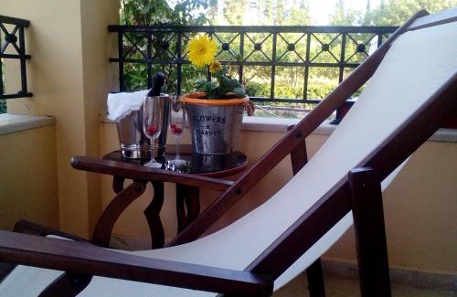 Afra Apartamento | Villa Rose Garden