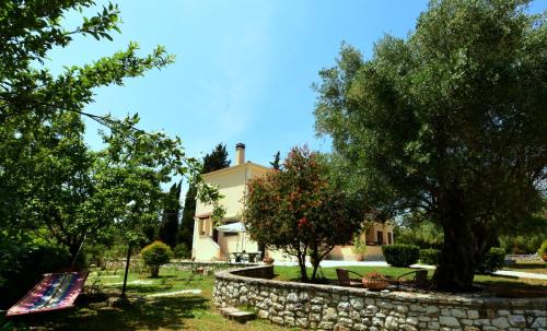 Afra Apartamento | Villa Rose Garden