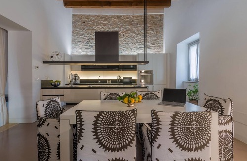 Cagli Villa | Villa Sabrina 12 - Cinco Habitaciones Villa, Capacidad 12