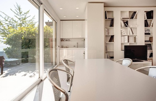 Oliveto Lario Villa | Villa 'Sara Lakeside' con vistas al lago, Wi-Fi y aire acondicionado