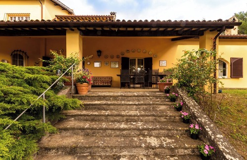 Foligno Villa | Villa Sara - Villa Esclusiva a Sassovivo con Parco Privato