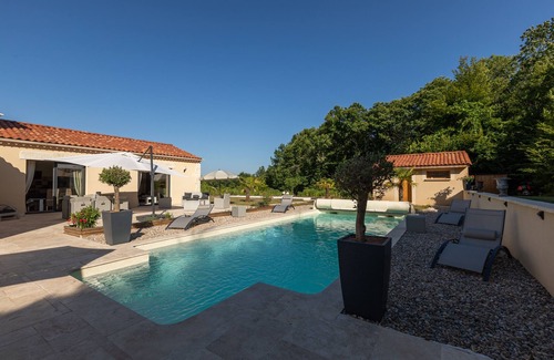 Sarlat-la-Caneda Villa | Villa Sarlat, air-conditioned, 3 bedrooms, heated swimming pool, pool house ....