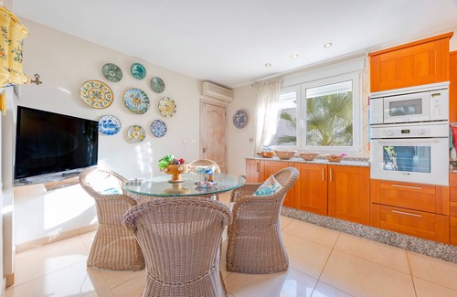 L'Alfas del Pi Villa | Villa 'Sconto' con vistas a la montaña, Wi-Fi y aire acondicionado