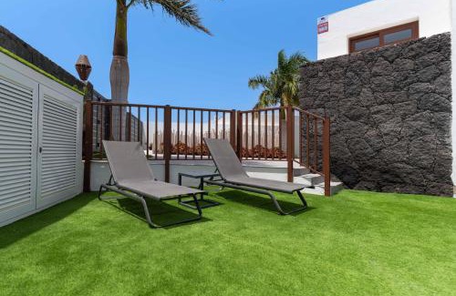 Playa Blanca Villa | Villa Sea Breeze Jarea