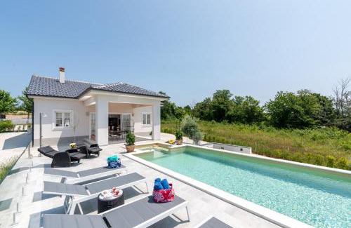 Zminj Villa | Villa Sienna
