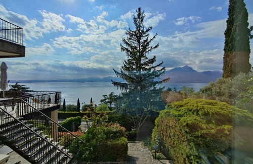 Torri del Benaco Villa | Villa: sleeps 16, swimming pool, garden, 2 large terraces, unforgettable view