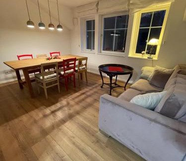 Glienicke/Nordbahn Apartamento | Villa Småland- Stilvolles Naturidyll bei Berlin