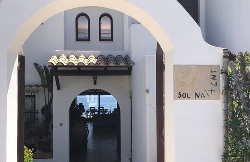 Cala Serena Villa | Villa Sol Naixent vistas al mar con piscina privada y conexión Wi-Fi