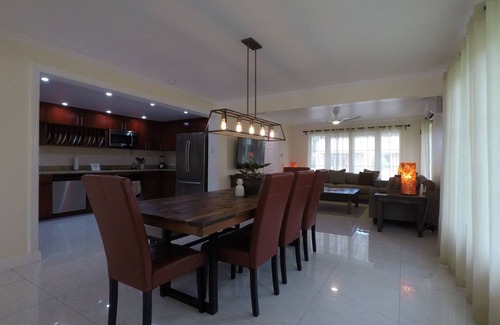 Orange Bay Casa | Villa Sweet J - Run on Island Time