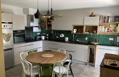 Pujaut Casa | Villa Taeo in Provence