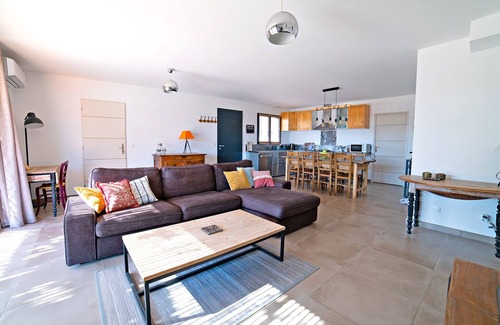 Callas Villa | Villa Ticka - Comfy villa with heated pool