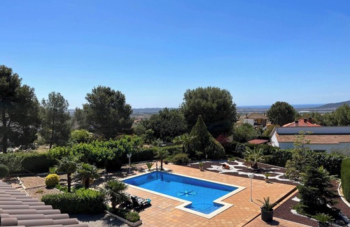 Sant Jaume dels Domenys Villa | Villa Torreón - Gran piscina y jardín, BBQ, Wifi