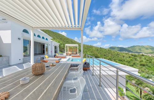 Orient Bay Villa | Villa Turquoze, una vista excepcional en Orient Bay