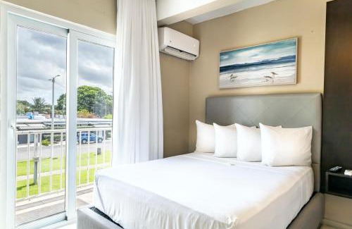 Isla Verde Hotel | Villa Verde Inn