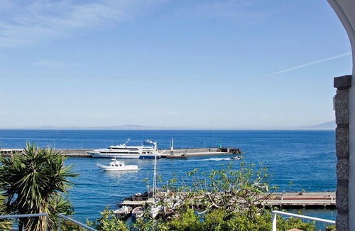 Licola Villa | Villa Vesuvio en Fortino Capri UNA TERRAZA EN EL MAR A 10 MINUTOS DE LA PIAZZETTA