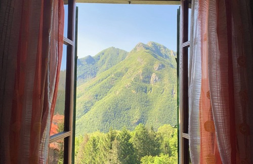 Vico Pancellorum Villa | Villa Vico - Villa privada con vistas, jardín, piscina y jacuzzi